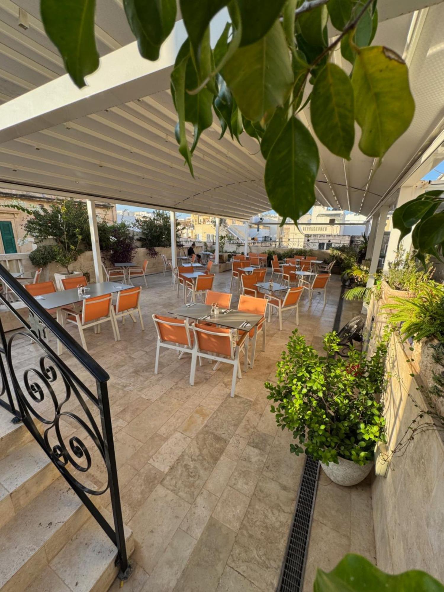 The Maltese Sun Hotel Sliema Luaran gambar